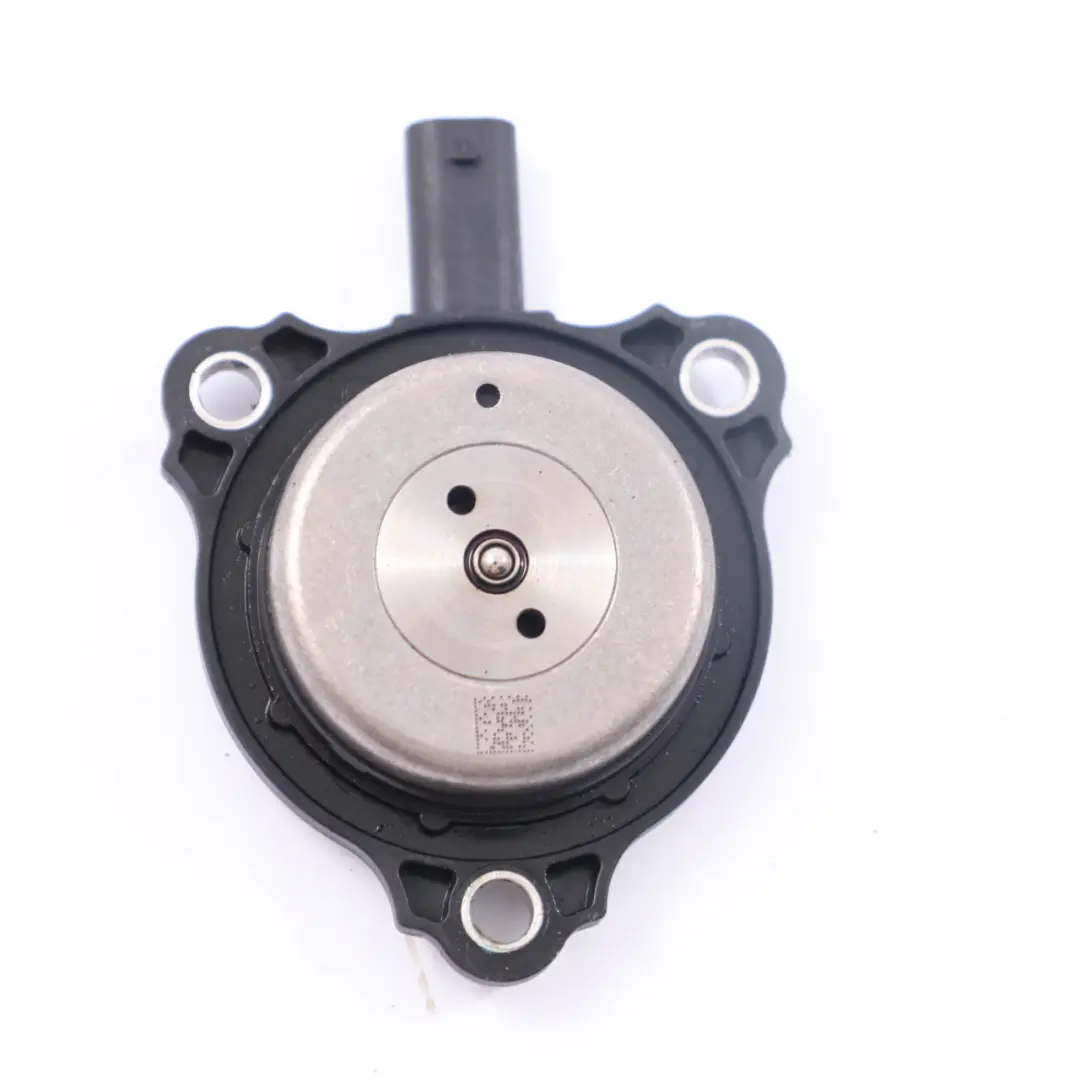 Nocken Wellen Stellungs Sensor Benzin Motor für Mercedes W176 W177 mit Teilenummer A2761560790 Mercedes W176 W177 Nocken Wellen Stellungs Sensor Benzin Motor - SKU A2761560790 - Teilenummer A2761560790