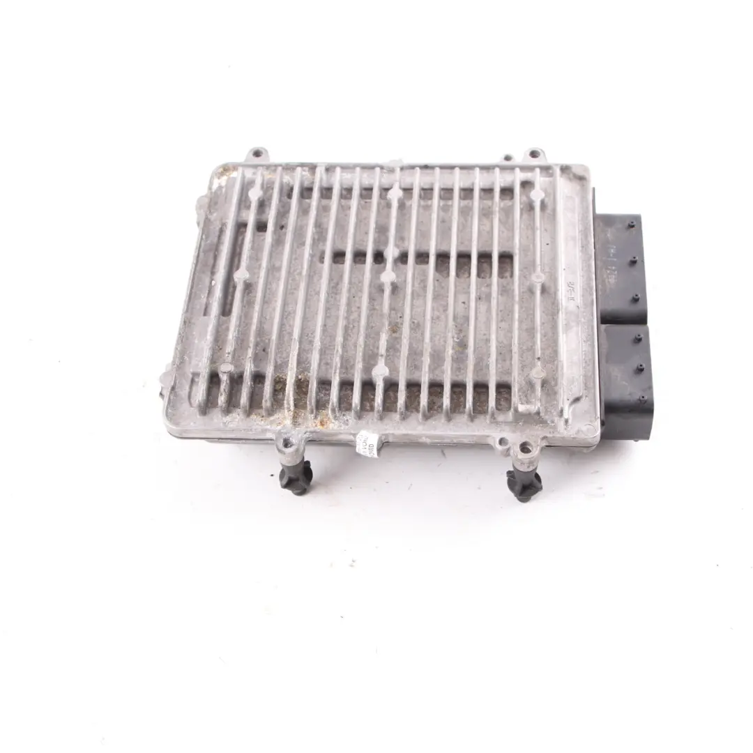 M157.981 558HP Engine Control Unit Module ECU to Mercedes W212 E63 AMG with Part number A2789001300 Mercedes W212 E63 AMG M157.981 558HP Engine Control Unit Module ECU - SKU A2789001300 - Part number A2789001300