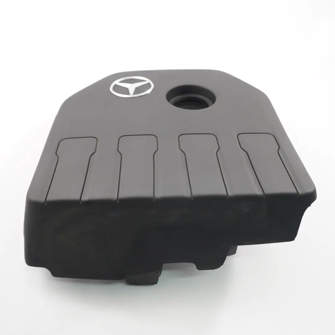 Tapa Motor Mercedes C118 W177 W247 M282 Panel Acústico Superior para con número de pieza A2820101000 Tapa Motor Mercedes C118 W177 W247 M282 Panel Acústico Superior - SKU A2820101000 - Número de pieza A2820101000