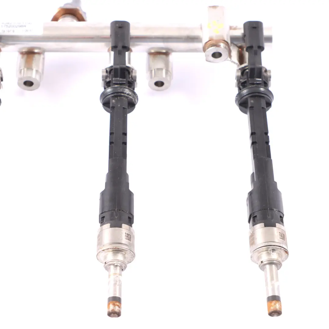 Rail de carburant Mercedes W177 Petrol M282Distributeur de carburant Injecteurs pour à propos du numéro de pièce A2820701000 Rail de carburant Mercedes W177 Petrol M282Distributeur de carburant Injecteurs - SKU A2820701100 - Numéro de pièce A2820701000