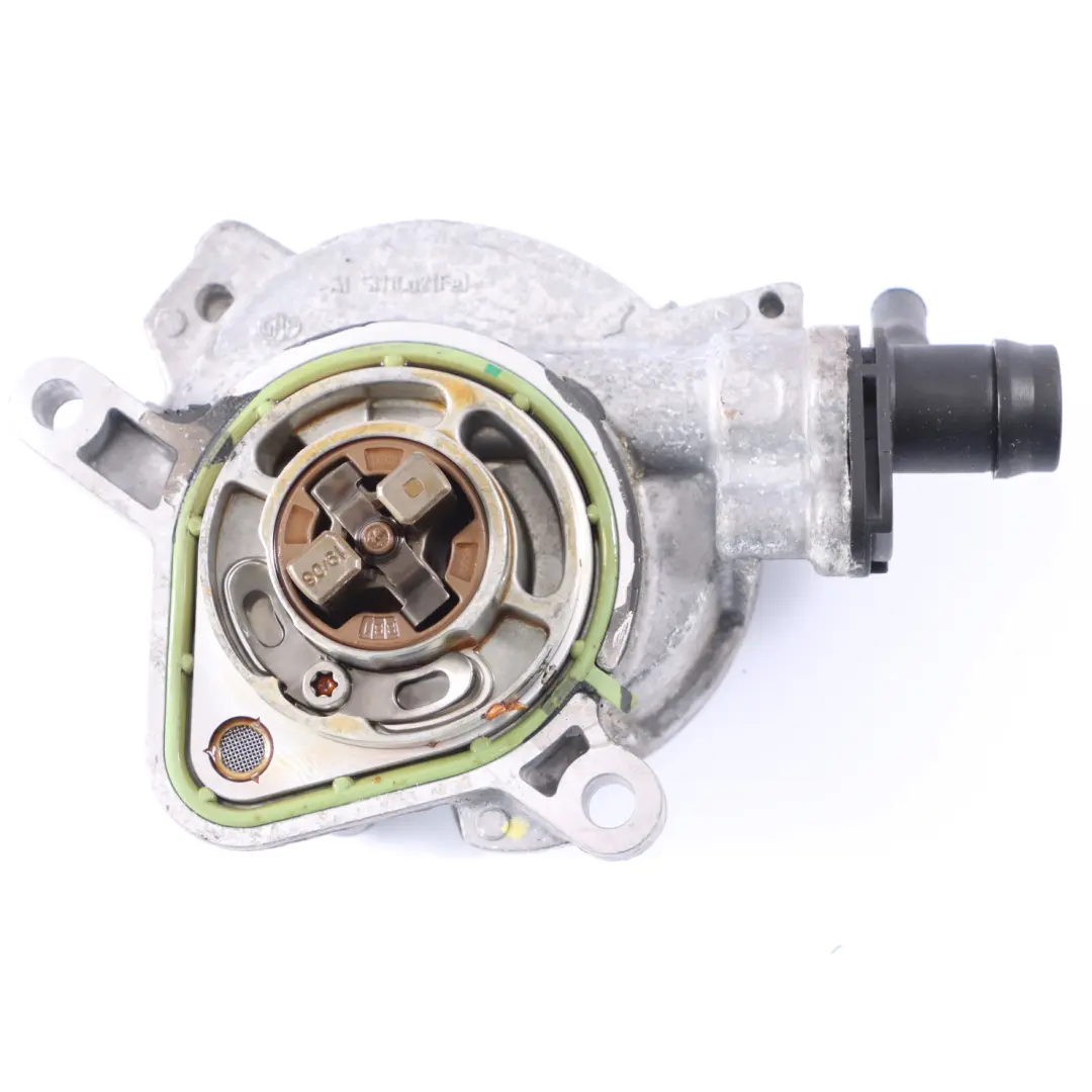 Pompa Per Vuoto Mercedes W177 C118 CLA 200 Benzina OM282.914 per con numero di parte A2820900005 Pompa Per Vuoto Mercedes W177 C118 CLA 200 Benzina OM282.914 - SKU A2820900005 - Numero di parte A2820900005