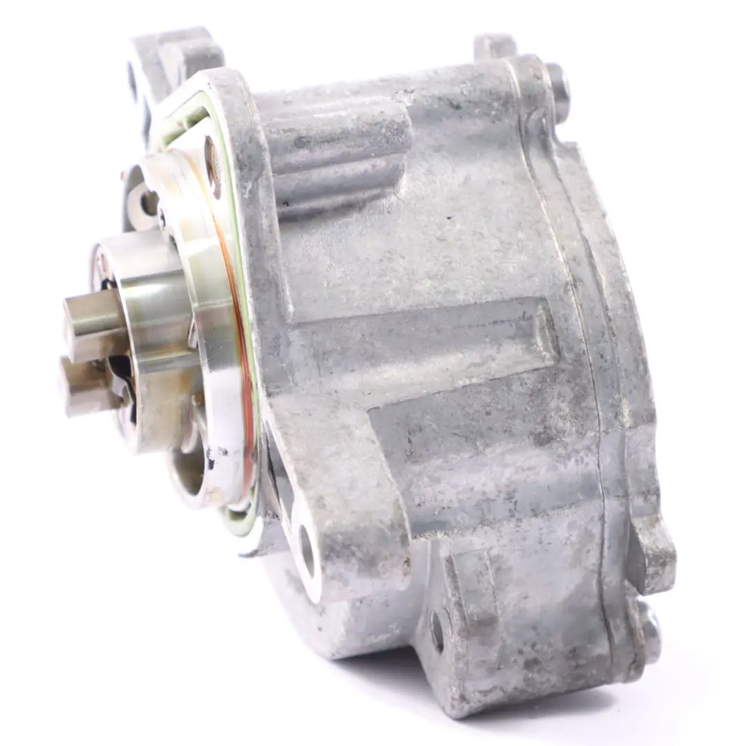 Pompa Per Vuoto Mercedes W177 C118 CLA 200 Benzina OM282.914 per con numero di parte A2820900005 Pompa Per Vuoto Mercedes W177 C118 CLA 200 Benzina OM282.914 - SKU A2820900005 - Numero di parte A2820900005
