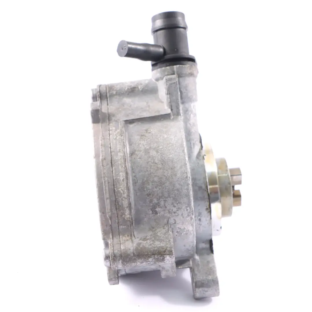  Bomba De Vacío Mercedes W177 C118 CLA 200 Gasolina OM282.914 - SKU A2820900005 - Número de pieza A2820900005