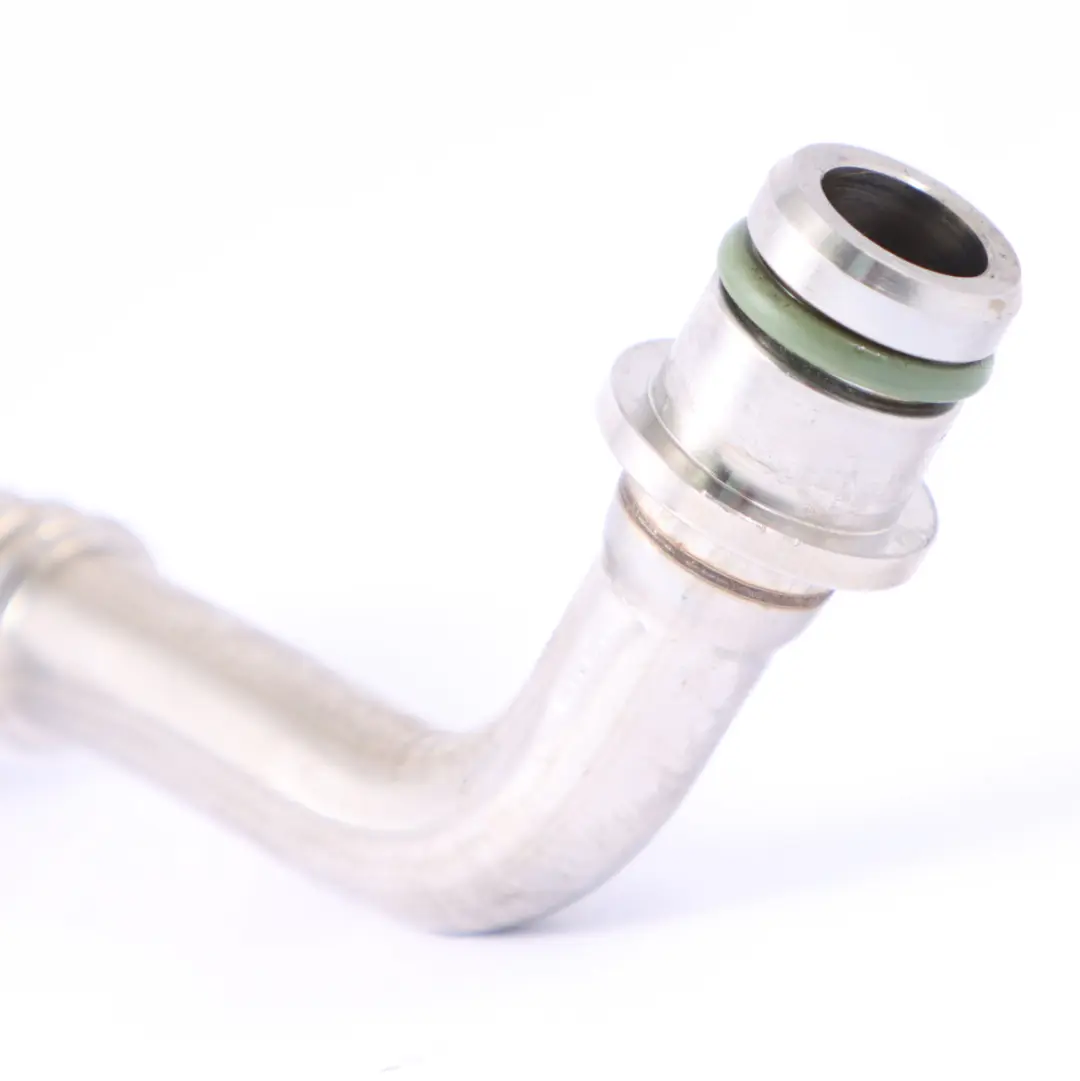 Tuyau d'huile Mercedes W177 C118 M282 Ligne de retour du turbo pour à propos du numéro de pièce A2820900177 Tuyau d'huile Mercedes W177 C118 M282 Ligne de retour du turbo - SKU A2820900177 - Numéro de pièce A2820900177