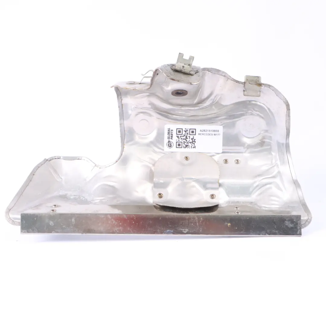 Gasolina M282 Placa Protección Térmica Turbocompresor para Mercedes W177 con número de pieza A2821510900 Mercedes W177 Gasolina M282 Placa Protección Térmica Turbocompresor - SKU A2821510800 - Número de pieza A2821510900