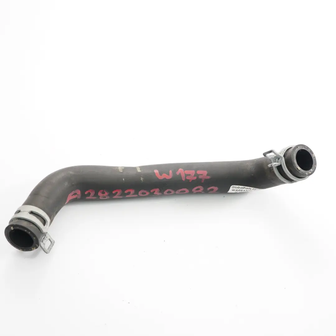 Tuyau d'eau Mercedes W177 W247 M282 Conduite liquide refroidissement pour à propos du numéro de pièce A2822030082 Tuyau d'eau Mercedes W177 W247 M282 Conduite liquide refroidissement - SKU A2822030082 - Numéro de pièce A2822030082