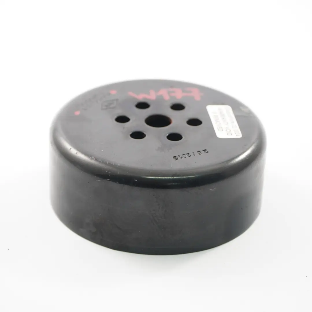 Pompe à eau Guide Poulie Roue pour Mercedes W177 à propos du numéro de pièce A2822060019 Mercedes W177 Pompe à eau Guide Poulie Roue - SKU A2822060019 - Numéro de pièce A2822060019