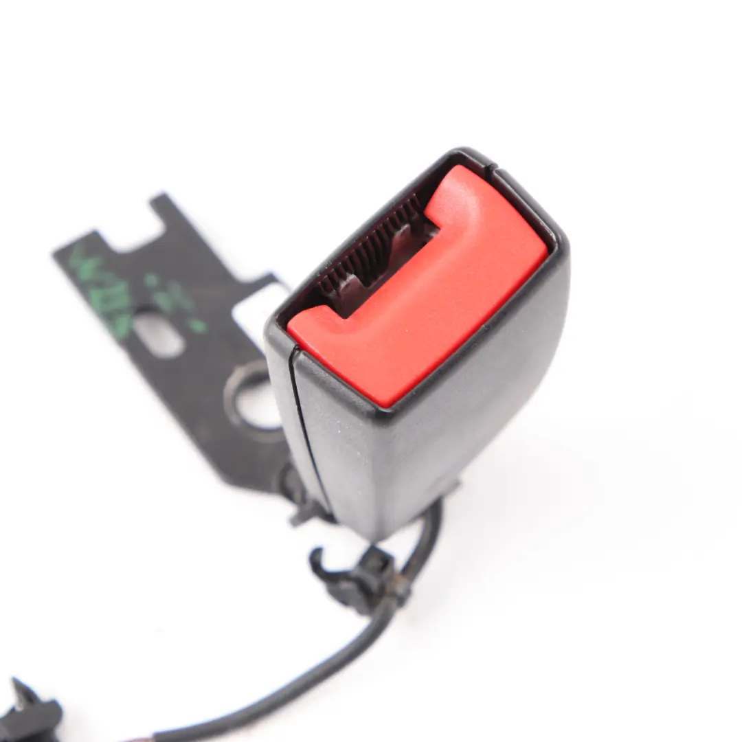 Buckle Mercedes W213 S213 Tensioner Belt Rear Right A2138600669 pour Seat à propos du numéro de pièce A2908601100 Seat Buckle Mercedes W213 S213 Tensioner Belt Rear Right A2138600669 - SKU A2908601100 - Numéro de pièce A2908601100