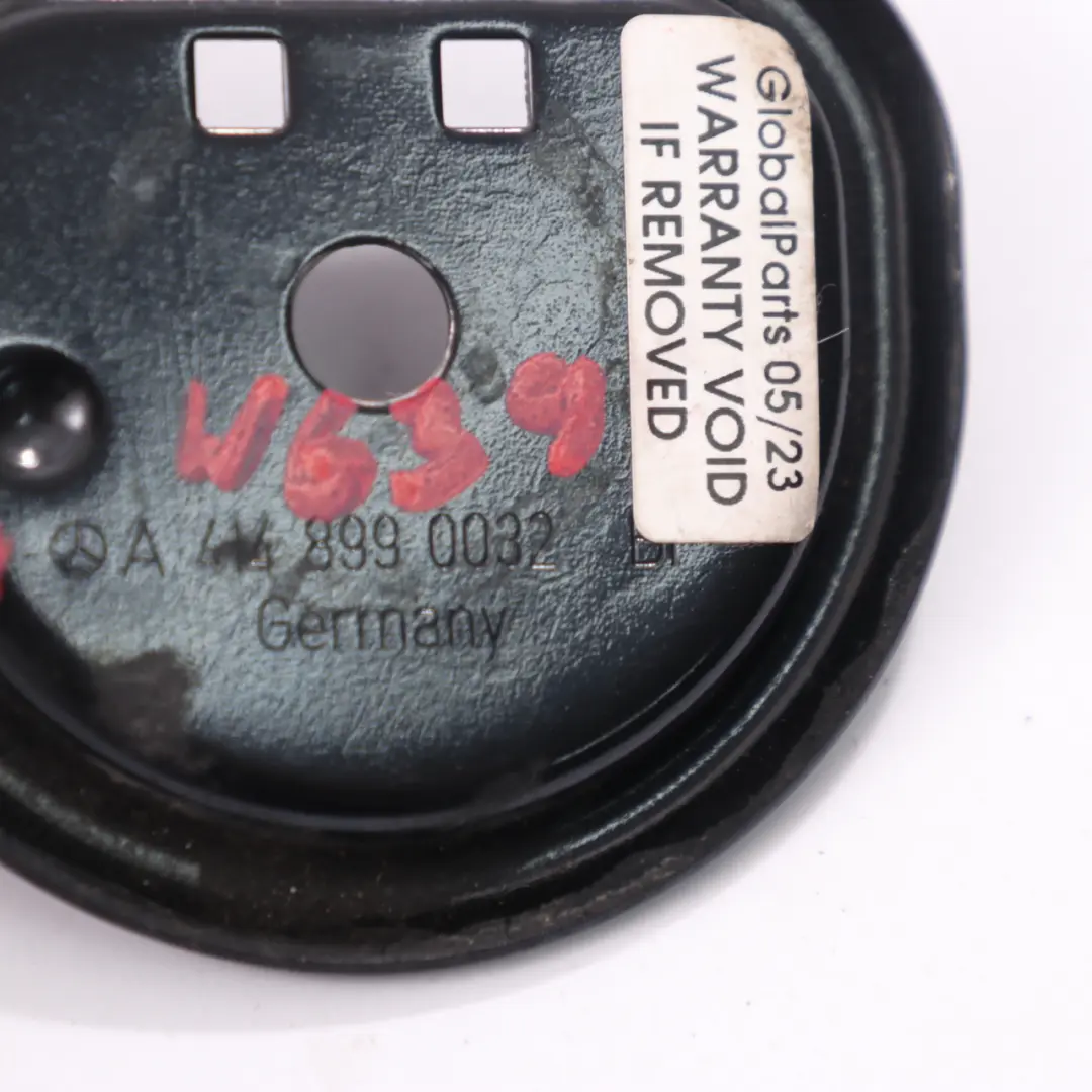 Gancio per il bagagliaio chiusura interna posteriore per Mercedes W639 con numero di parte A4148990032 Mercedes W639 Gancio per il bagagliaio chiusura interna posteriore - SKU A4148990032 - Numero di parte A4148990032