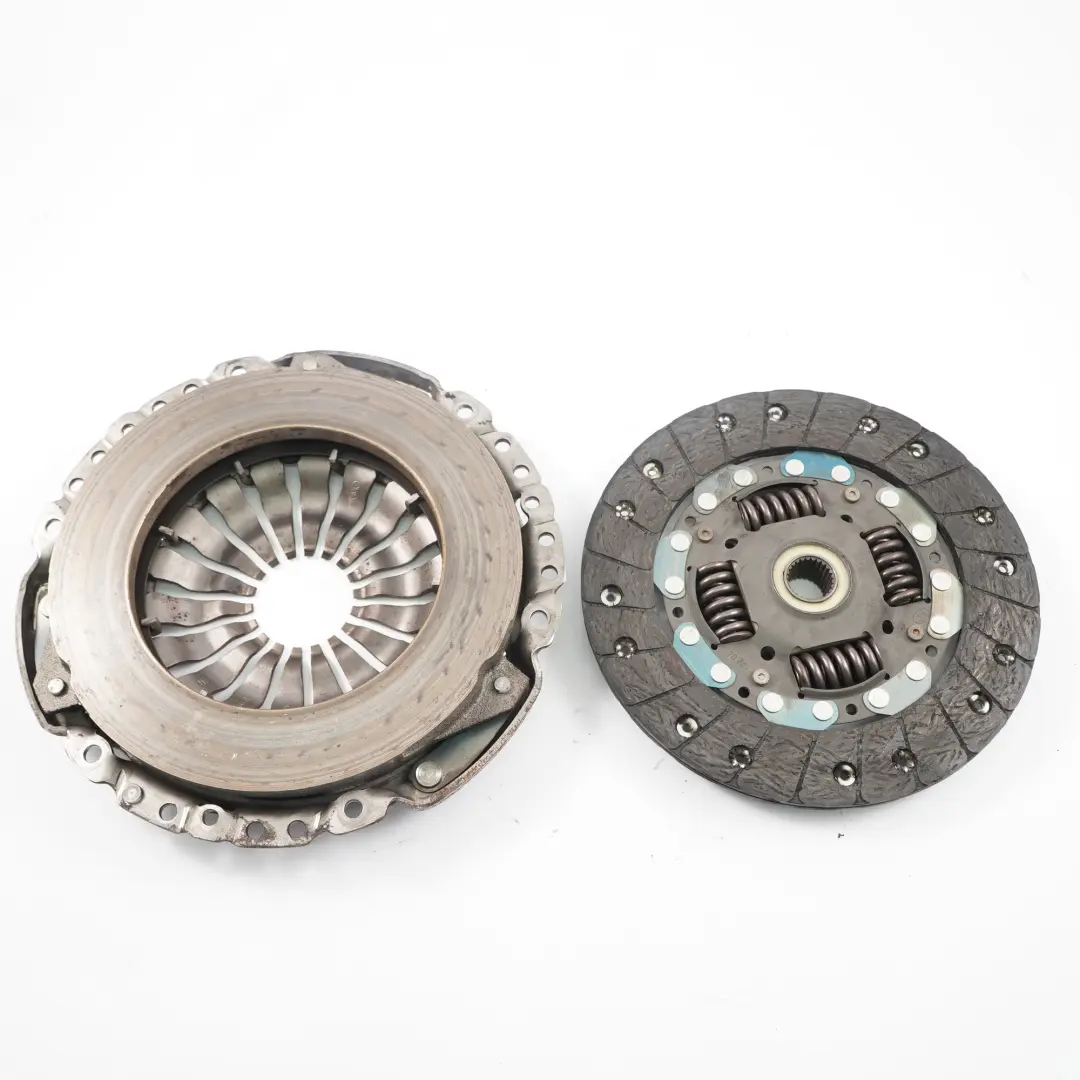 OM607 Clutch Plate Disc to Mercedes W415 Citan 108 CDI 109 CDI Diesel with Part number A4152501100 Mercedes W415 Citan 108 CDI 109 CDI Diesel OM607 Clutch Plate Disc - SKU A4152501100 - Part number A4152501100