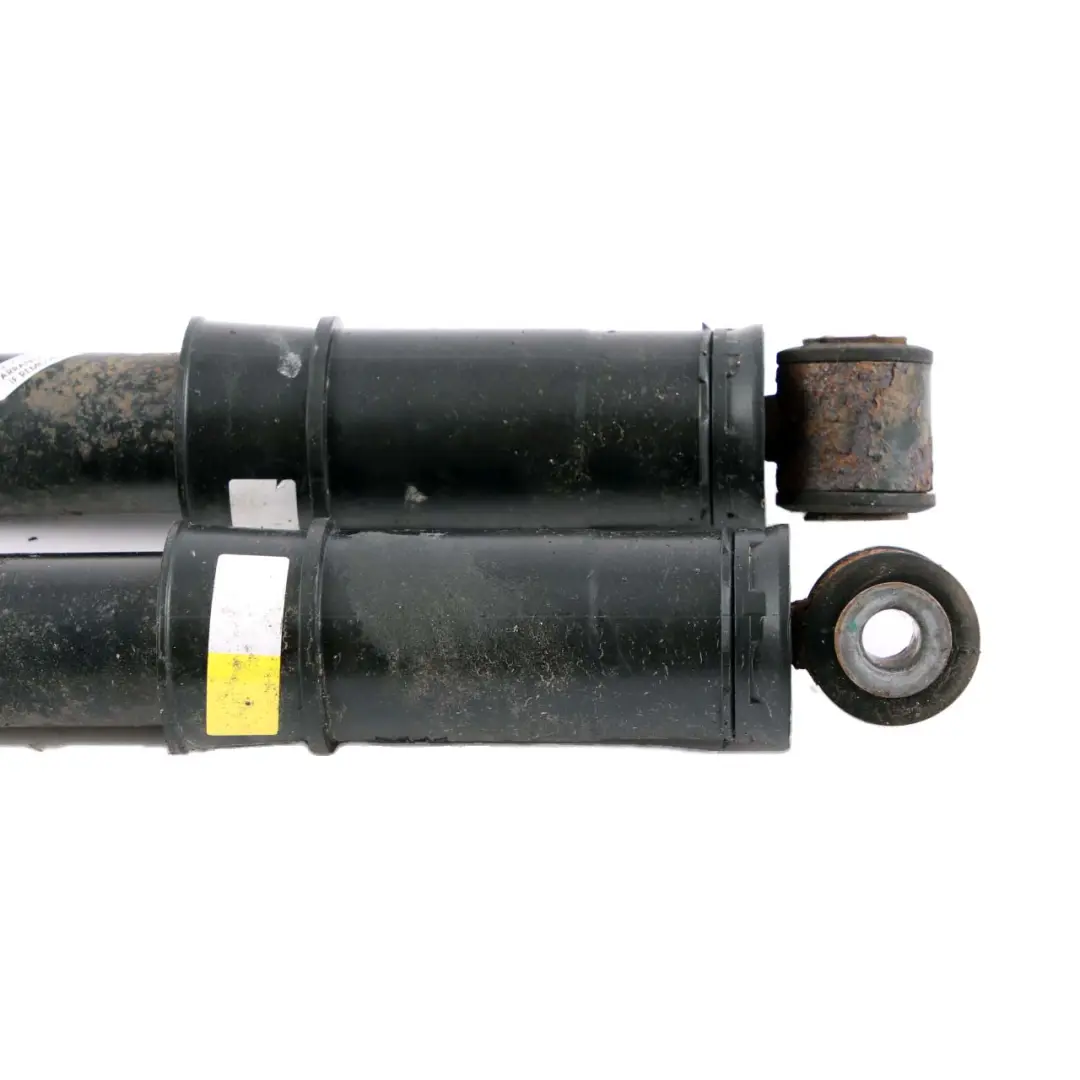 puntone posteriore sinistro destro Ammortizzatore Set per Mercedes W415 con numero di parte A4153260200 Mercedes W415 puntone posteriore sinistro destro Ammortizzatore Set - SKU A4153260200 - Numero di parte A4153260200