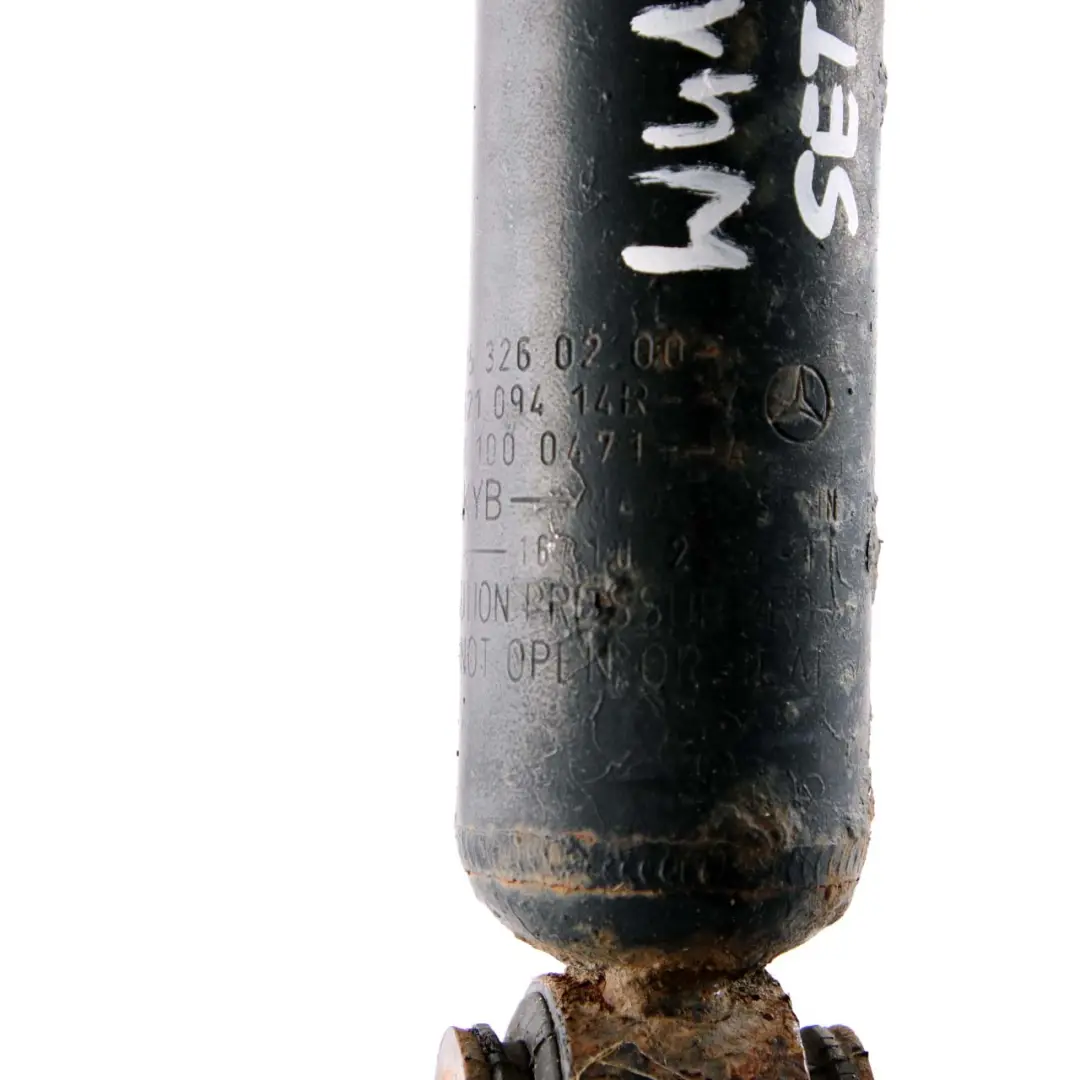 Ressort Amortisseur Arrière Gauche Droite Set pour Mercedes W415 à propos du numéro de pièce A4153260200 Mercedes W415 Ressort Amortisseur Arrière Gauche Droite Set - SKU A4153260200 - Numéro de pièce A4153260200