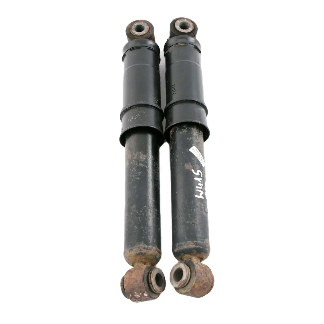 Federbein hinten links rechts Stoßdämpfer Satz für Mercedes W415 mit Teilenummer A4153260200 Mercedes W415 Federbein hinten links rechts Stoßdämpfer Satz - SKU A4153260200 - Teilenummer A4153260200