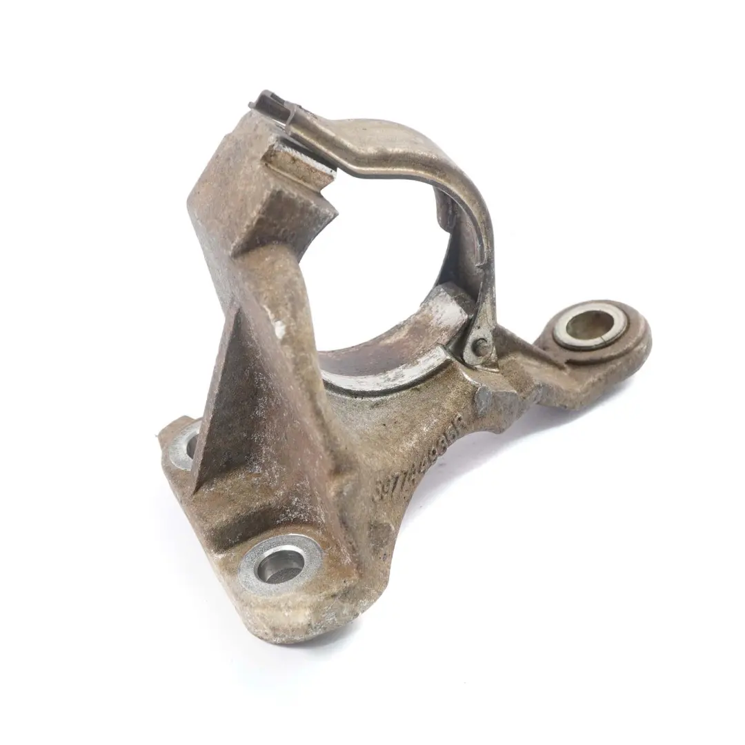 Supporto cambio albero trasmissione Supporto staffa per Mercedes W415 con numero di parte A4153600235 Mercedes W415 Supporto cambio albero trasmissione Supporto staffa - SKU A4153600235 - Numero di parte A4153600235