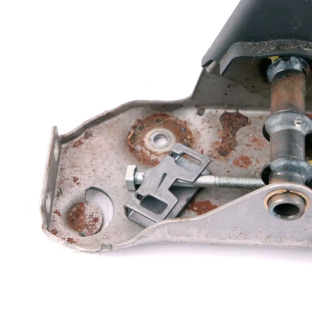 Leva del freno a mano Meccanismo Nero per Mercedes W415 Citan con numero di parte A4154202700 Mercedes W415 Citan Leva del freno a mano Meccanismo Nero - SKU A4154202700 - Numero di parte A4154202700