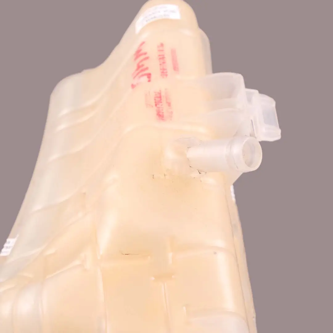 OM607 Bouteille réservoir liquide refroidissement 8200455786 pour Mercedes Citan W415 à propos du numéro de pièce A4155000049 Mercedes Citan W415 OM607 Bouteille réservoir liquide refroidissement 8200455786 - SKU A4155000049 - Numéro de pièce A4155000049