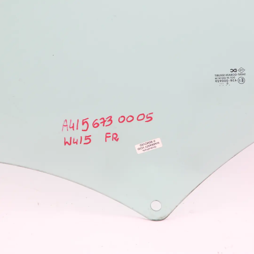 Szyba Boczna Drzwi Przednia Prawa do Mercedes W415 Citan o numerze A4156730005 Mercedes W415 Citan Szyba Boczna Drzwi Przednia Prawa - SKU A4156730005 - Numer Części A4156730005