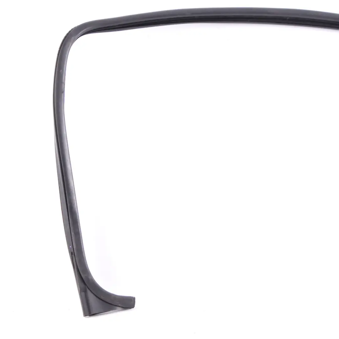 Uszczelka Drzwi Prowadnica Szyby Lewa Przód do Mercedes Citan W415 o numerze A4156730700 Mercedes Citan W415 Uszczelka Drzwi Prowadnica Szyby Lewa Przód - SKU A4156730700 - Numer Części A4156730700