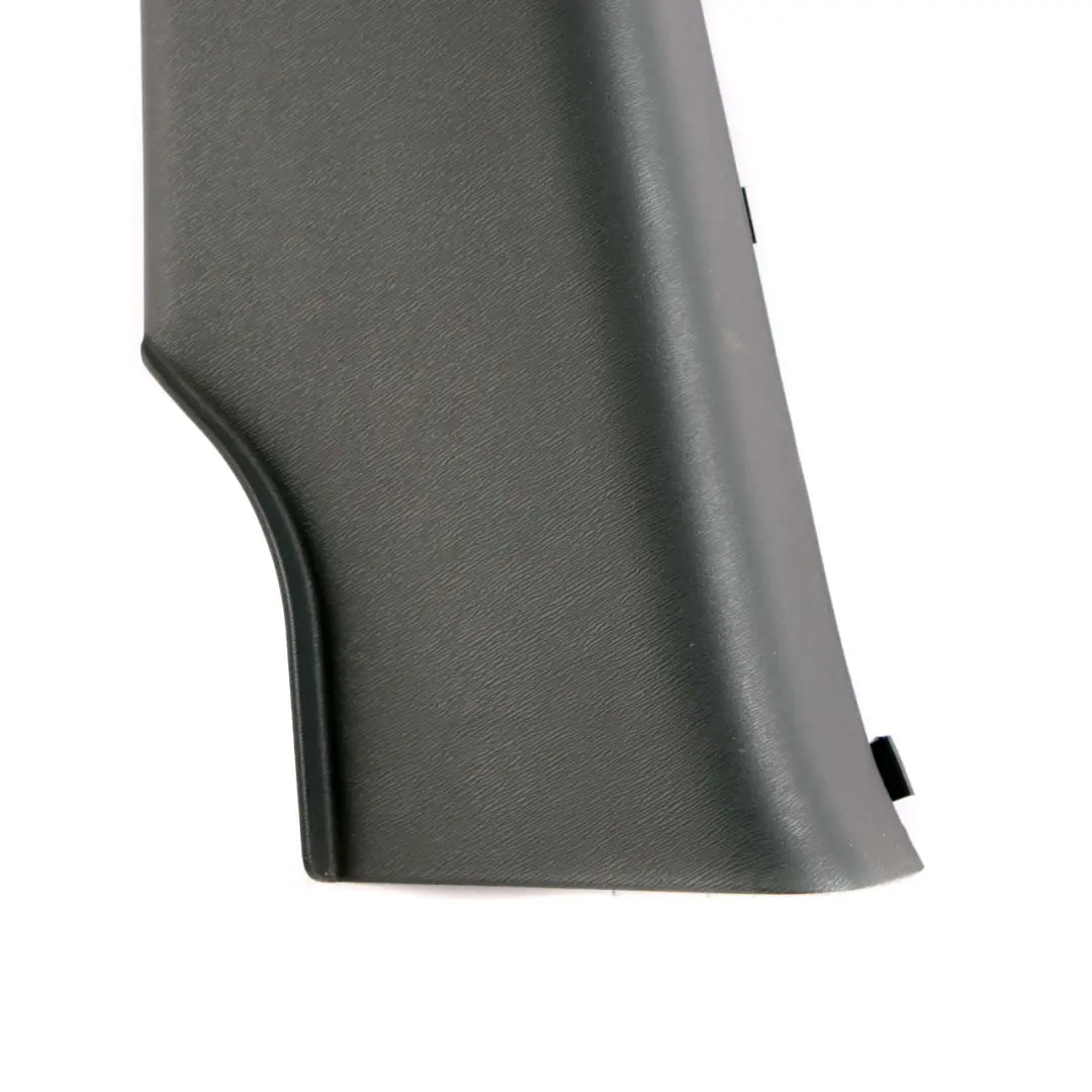 Pilar B Izquierdo Embellecedor Panel Negro 8200421050 para Mercedes Citan W415 con número de pieza A4156920600 Mercedes Citan W415 Pilar B Izquierdo Embellecedor Panel Negro 8200421050 - SKU A4156920600 - Número de pieza A4156920600