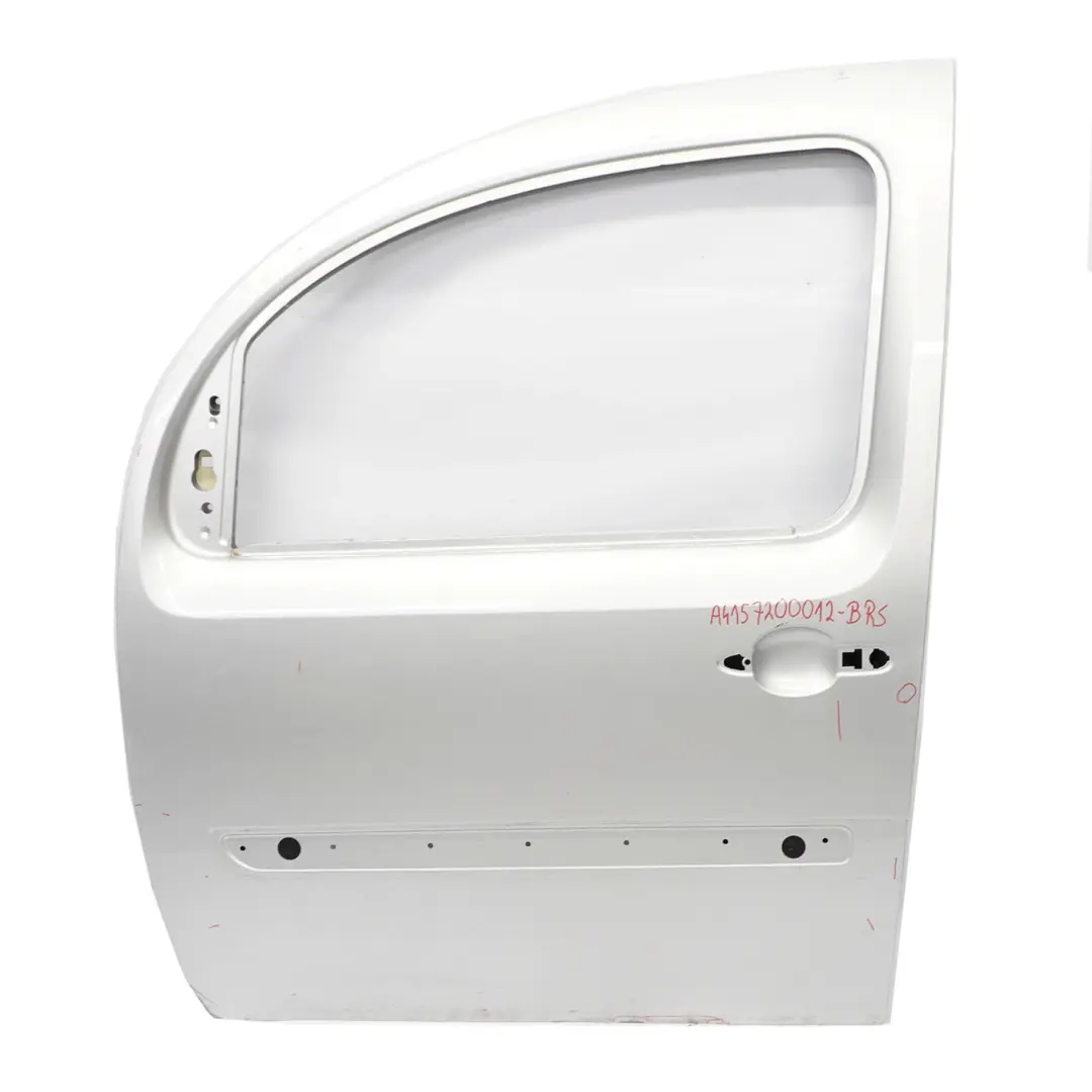 Türverkleidung vorne links Brillant Silber - 9744 für Mercedes Citan W415 mit Teilenummer A4157200012 Mercedes Citan W415 Türverkleidung vorne links Brillant Silber - 9744 - SKU A4157200012-BRS - Teilenummer A4157200012
