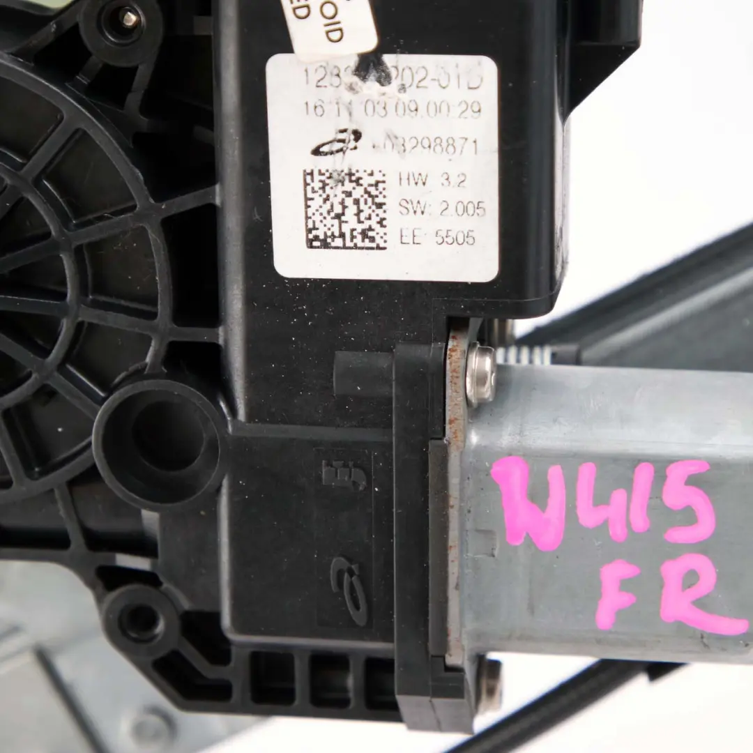  Window Lifter Mercedes W415 Citan Front Door Right O/S Regulator Mechanism - SKU A4157200646 - Part number A4157200646