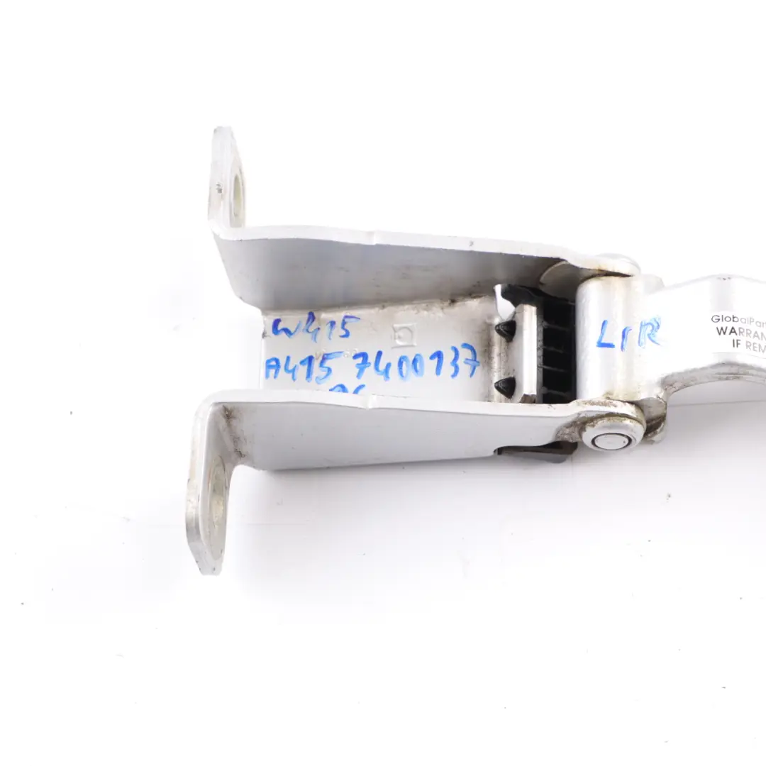 Cerniera Porta Posteriore Superiore Sinistra Destra Argento per Mercedes Citan W415 con numero di parte A4157400137 Mercedes Citan W415 Cerniera Porta Posteriore Superiore Sinistra Destra Argento - SKU A4157400137-BRS - Numero di parte A4157400137