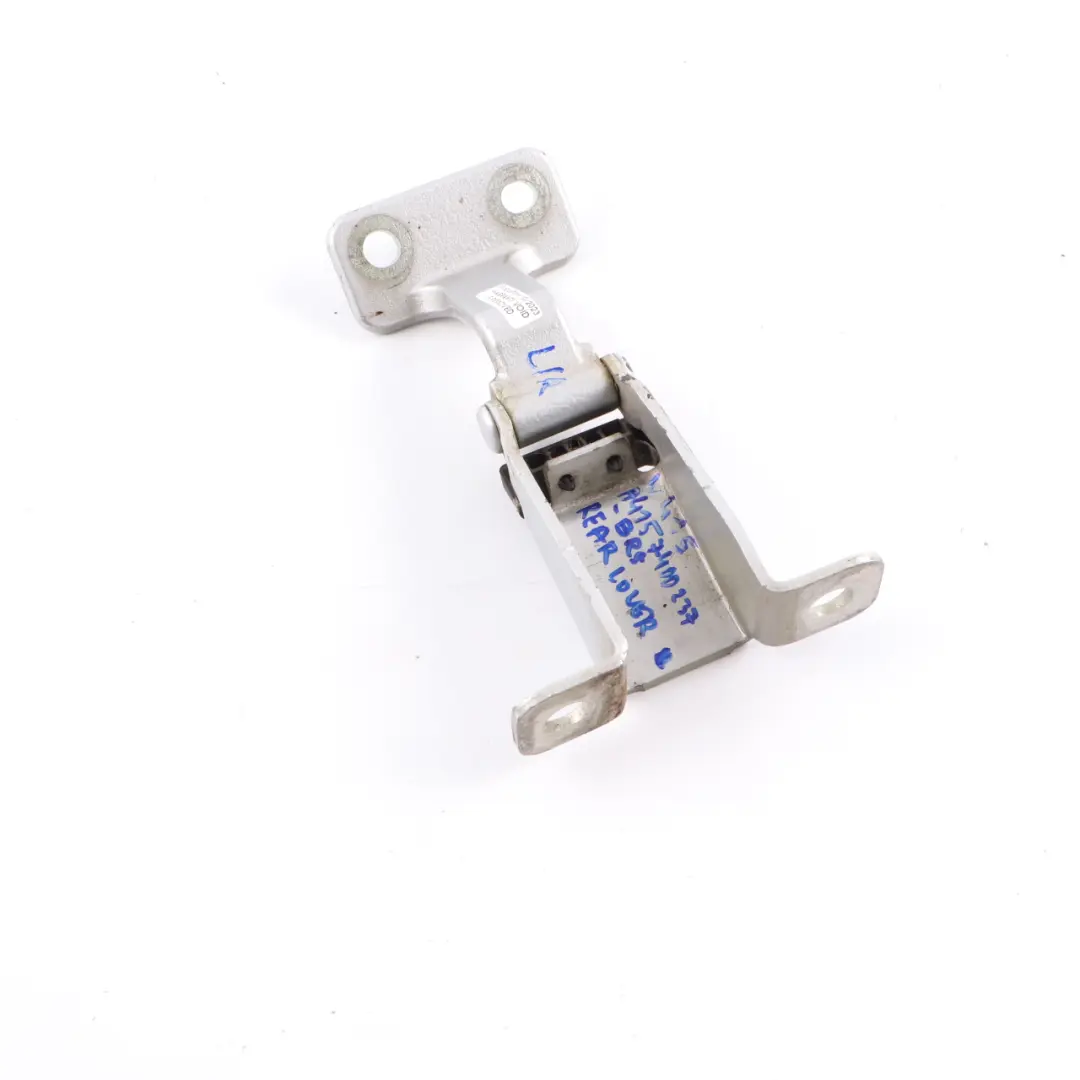 Cerniera Porta Posteriore Sinistra Destra Argento Brillante 9744 per Mercedes W415 con numero di parte A4157400237 Mercedes W415 Cerniera Porta Posteriore Sinistra Destra Argento Brillante 9744 - SKU A4157400237-BRS - Numero di parte A4157400237