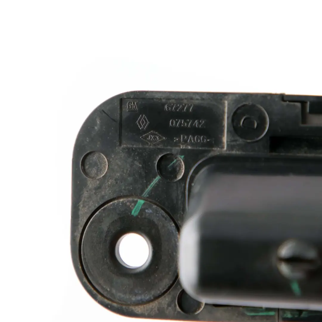 Mocowanie Rygla Lewe 075742 do Mercedes W415 Citan o numerze A4157580127 Mercedes W415 Citan Mocowanie Rygla Lewe 075742 - SKU A4157580127 - Numer Części A4157580127