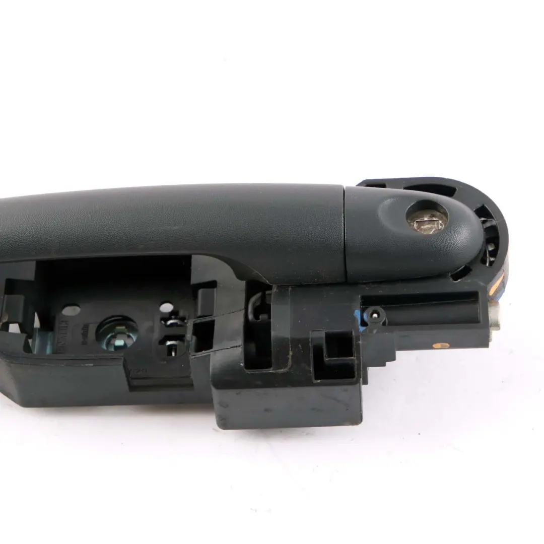 Tirador Exterior Puerta Delantera Derecha Imprimado para Mercedes Citan W415 con número de pieza A4157600200 Mercedes Citan W415 Tirador Exterior Puerta Delantera Derecha Imprimado - SKU A4157600200 - Número de pieza A4157600200