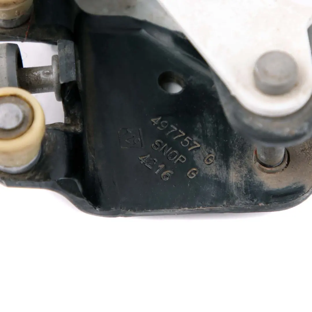 Mercedes W415 Citan Porte coulissante Charnière centrale gauche - SKU A4157602400 - Numéro de pièce A4157602400
