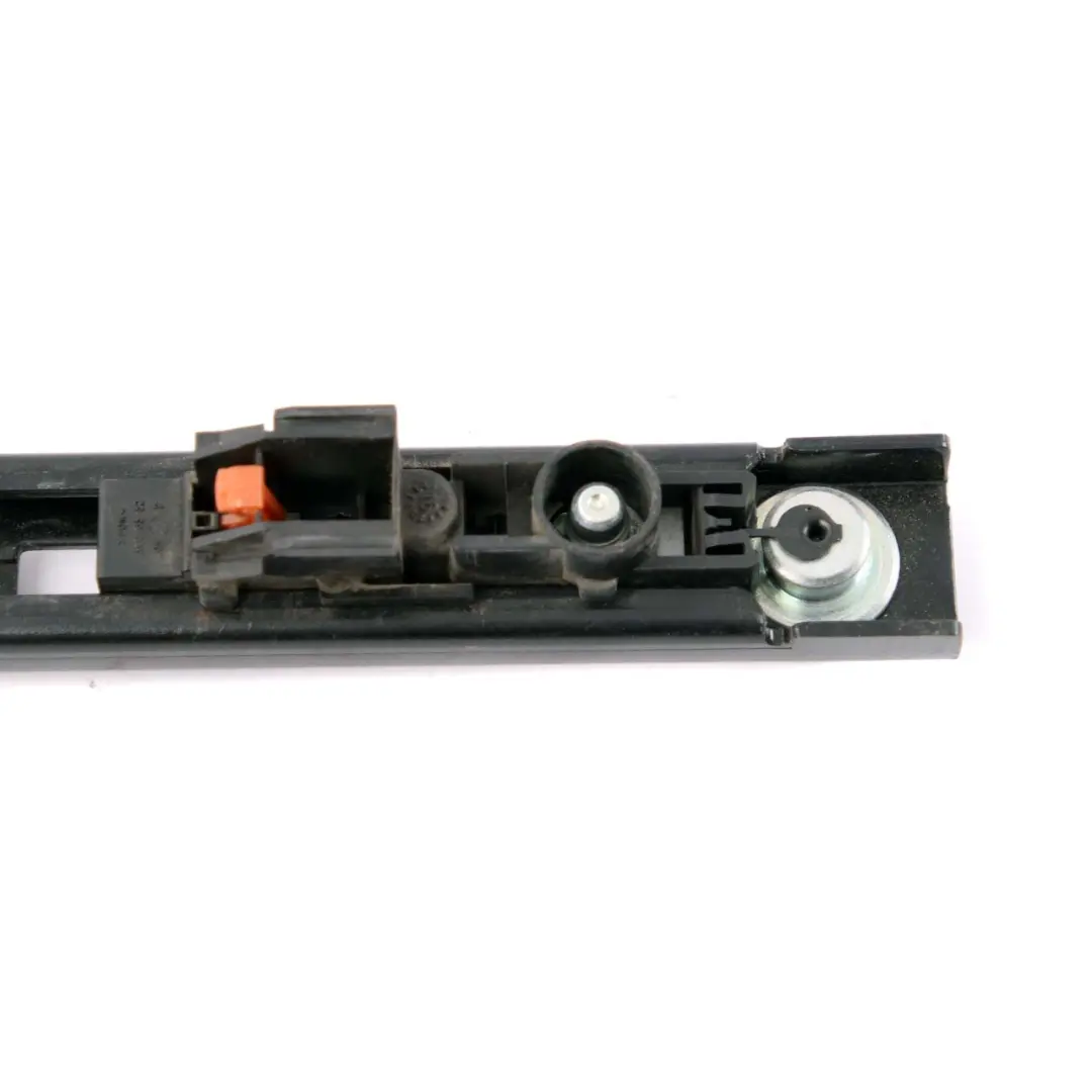 Mercedes W415 Citan Ajustador del cinturón Izquierda Derecha Ajuste - SKU A4158600088 - Número de pieza A4158600088