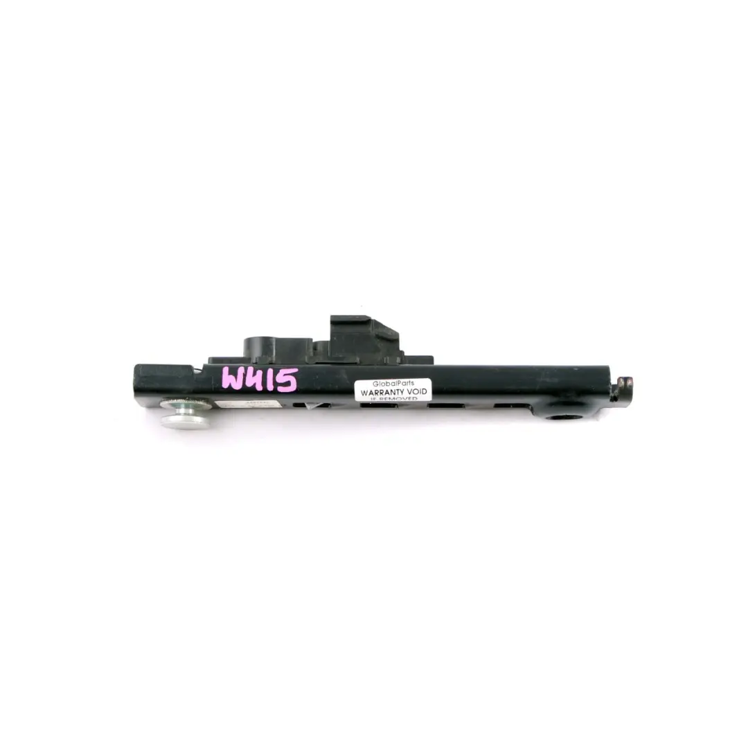  Sicherheitsgurtversteller Mercedes W415 Links Rechts Höhenverstellung - SKU A4158600088 - Teilenummer A4158600088