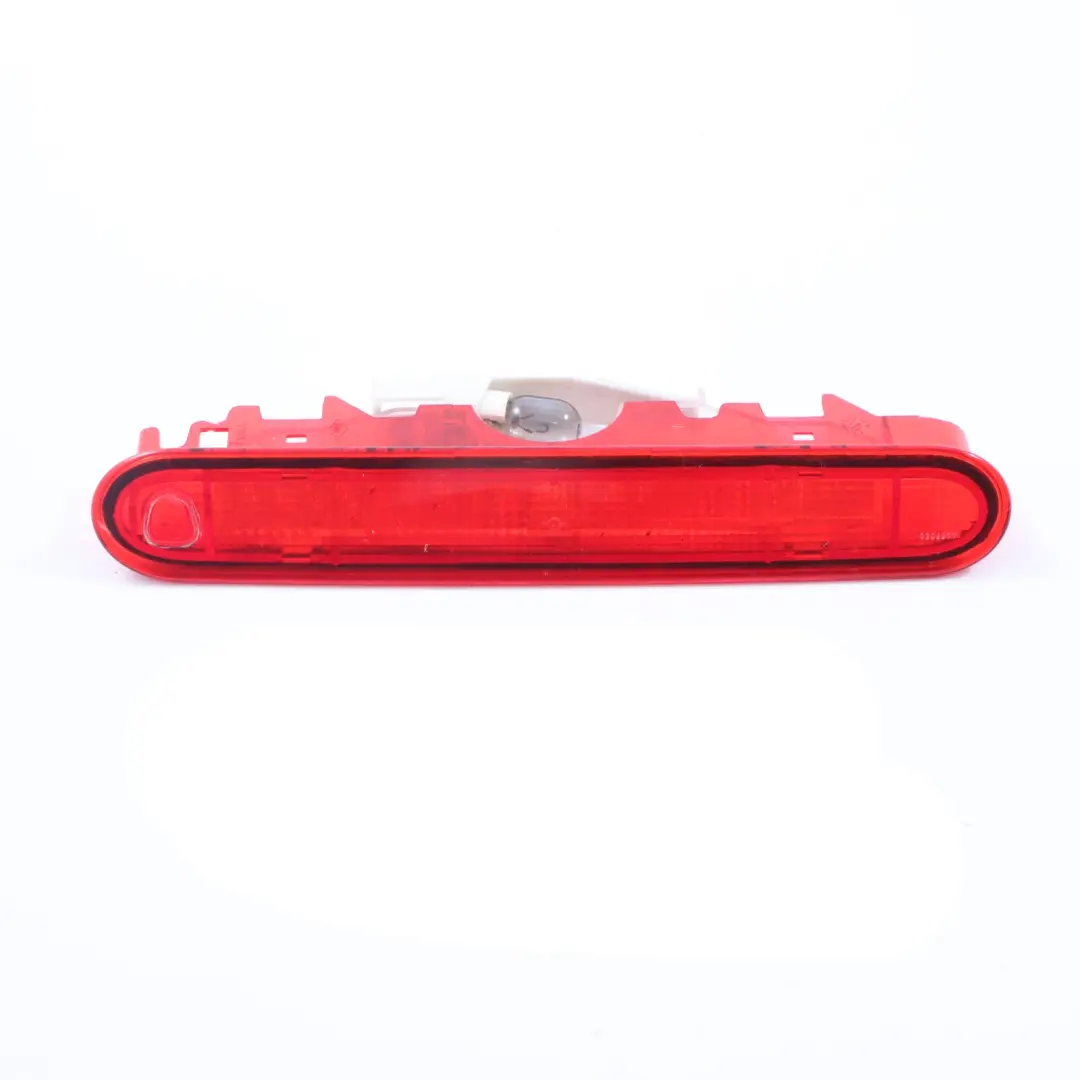 Terza luce di arresto posteriore per Mercedes W415 Renault Kangoo 2 con numero di parte A4159062000 Mercedes W415 Renault Kangoo 2 Terza luce di arresto posteriore - SKU A4159062000 - Numero di parte A4159062000