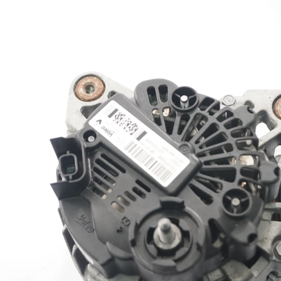 Alternatore Generatore Mercedes W415 OM607 Motore Diesel 150A 14V 231004554R per con numero di parte A4159064900 Alternatore Generatore Mercedes W415 OM607 Motore Diesel 150A 14V 231004554R - SKU A4159064900 - Numero di parte A4159064900