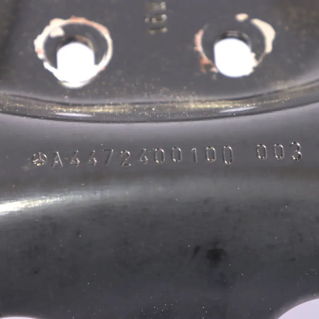 Cambio montaggio staffa supporto portante per Mercedes Vito W447 con numero di parte A4472400100 Mercedes Vito W447 Cambio montaggio staffa supporto portante - SKU A4472400100 - Numero di parte A4472400100