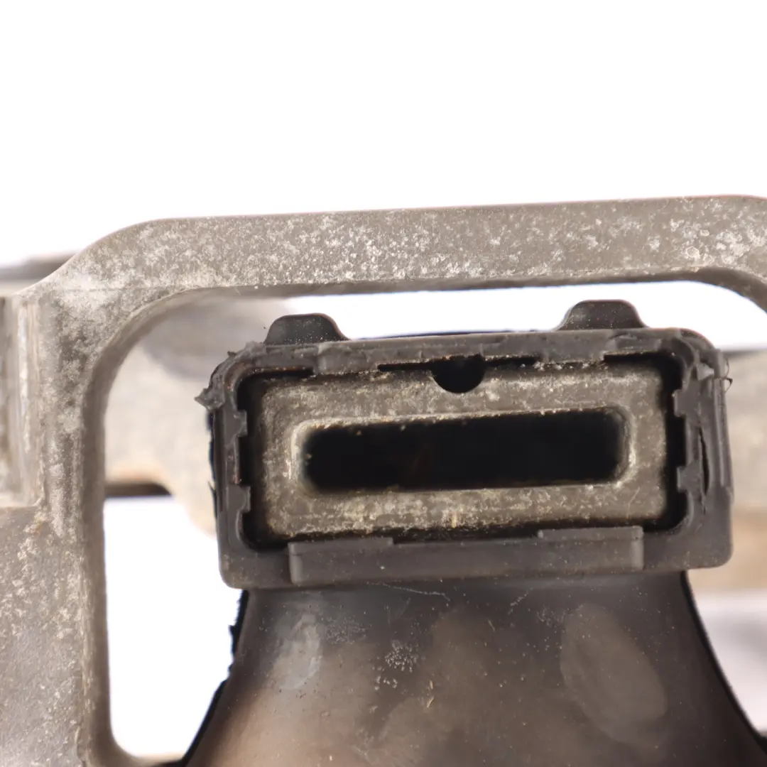 Mercedes Vito W447 OM622 Engine Mount Front Right O/S Bracket Holder - SKU A4472410713 - Part number A4472410713