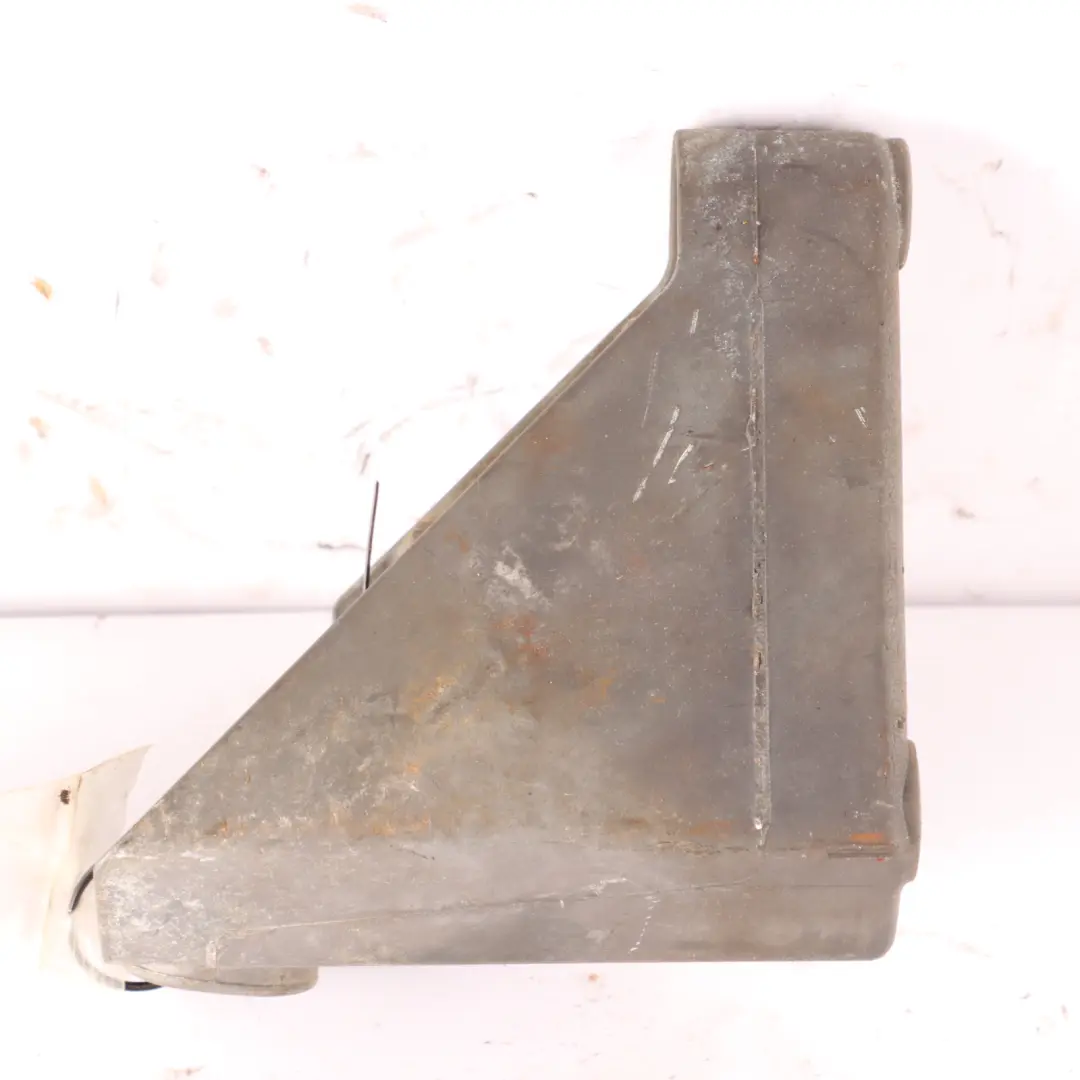 OM622 Engine Front Axle Mount Holder Bracket to Mercedes Vito W447 with Part number A4472420140 Mercedes Vito W447 OM622 Engine Front Axle Mount Holder Bracket - SKU A4472420140 - Part number A4472420140