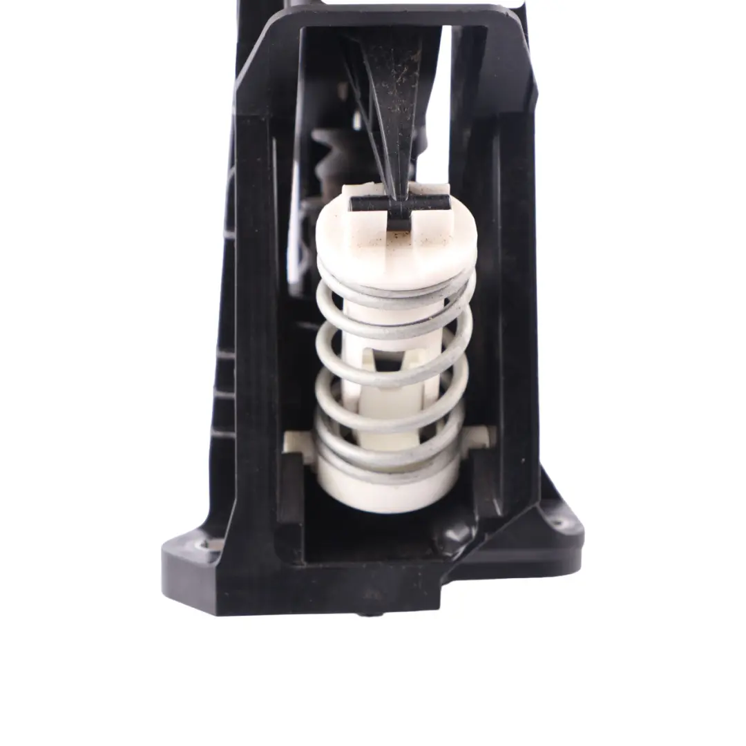 Clutch Pedal Manual Pedal Assembly to Mercedes Vito W447 with Part number A4472901100 Mercedes Vito W447 Clutch Pedal Manual Pedal Assembly - SKU A4472901100 - Part number A4472901100