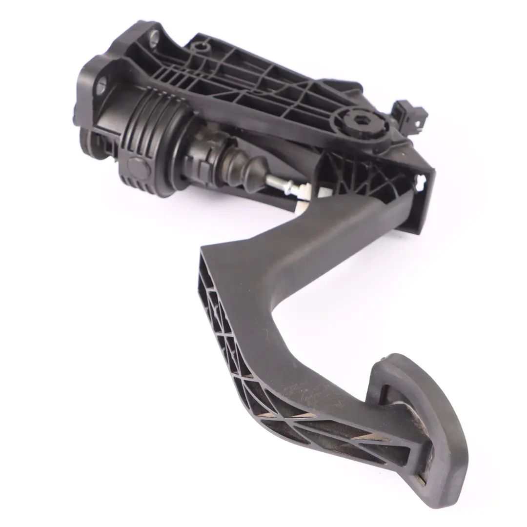 Clutch Pedal Assembly to Mercedes Vito W447 with Part number A4472901601 Mercedes Vito W447 Clutch Pedal Assembly - SKU A4472901601 - Part number A4472901601