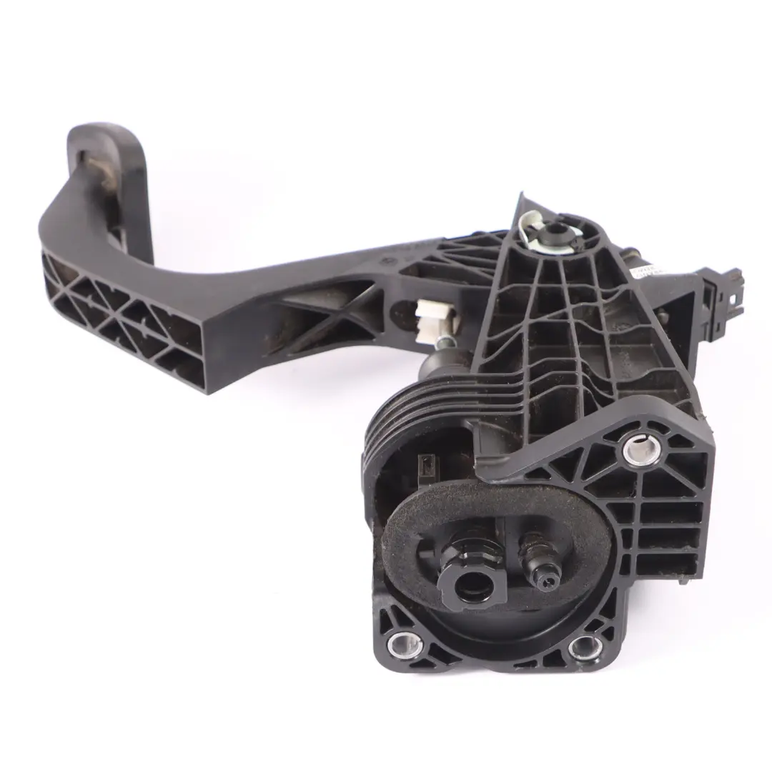 Mercedes Vito W447 Clutch Pedal Assembly - SKU A4472901601 - Part number A4472901601