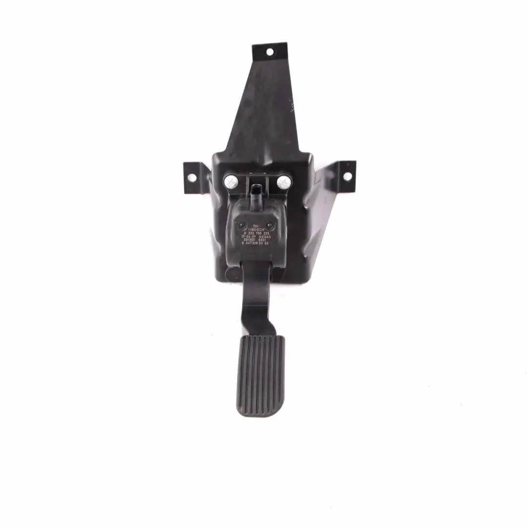 Accelerator Throttle Pedal Unit Manual W447 to Mercedes W639 W906 with Part number A4473000200 Mercedes W639 W906 Accelerator Throttle Pedal Unit Manual W447 - SKU A4473000200 - Part number A4473000200