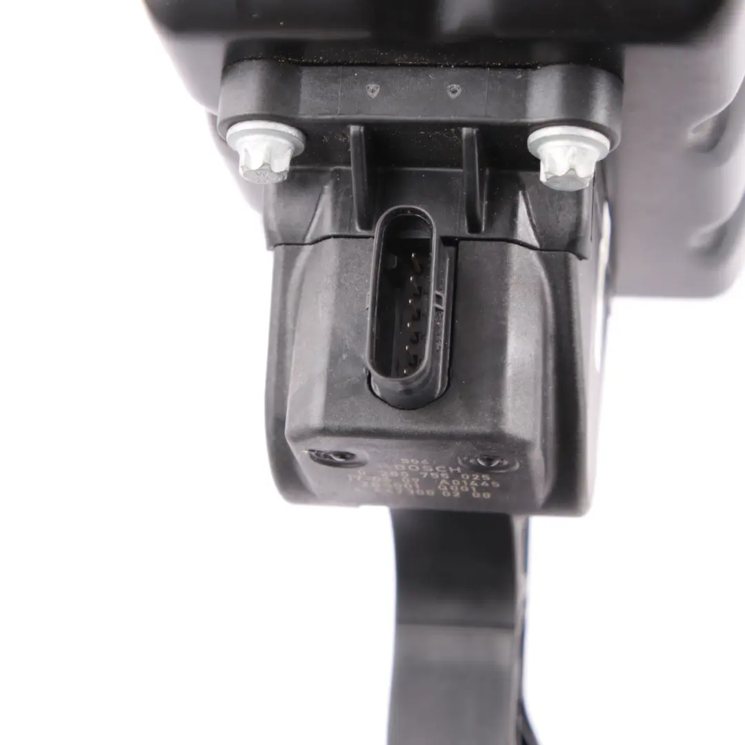 Mercedes W639 W906 Accelerator Throttle Pedal Unit Manual W447 - SKU A4473000200 - Part number A4473000200