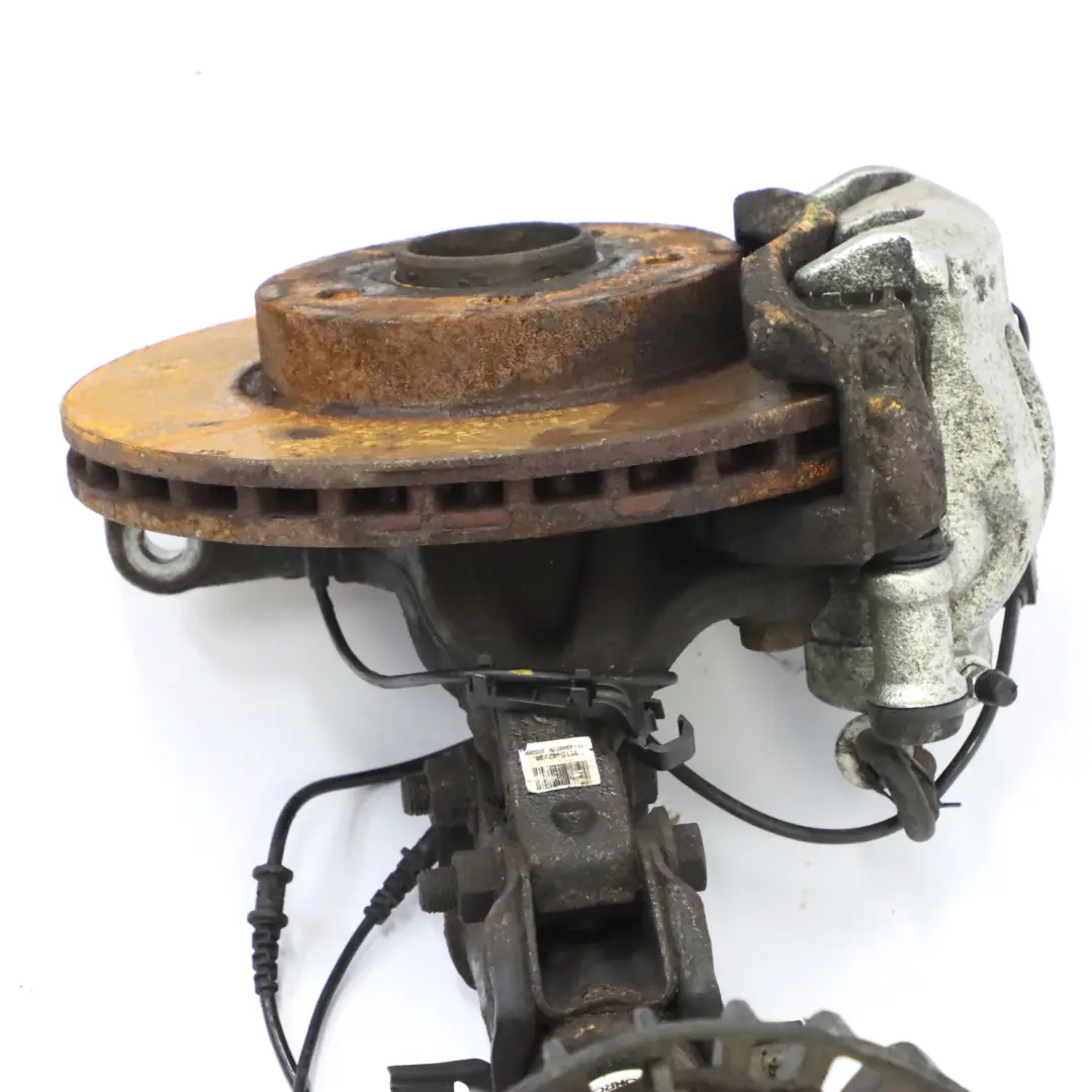 Mercedes W447 Noga Zwrotnica Amortyzator Zawieszenie Koła Prawy Przód - SKU A4473204538-1 - Numer Części A4473204538