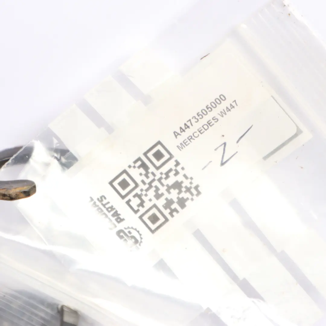 Braccio controllo sospensione posteriore destro per Mercedes Vito W447 con numero di parte A4473505000 Mercedes Vito W447 Braccio controllo sospensione posteriore destro - SKU A4473505000 - Numero di parte A4473505000