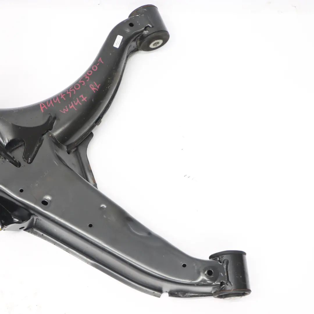 Mercedes W447 Support de moyeu de roue pour jambe arrière gauche - SKU A4473505300-1 - Numéro de pièce A4473505300