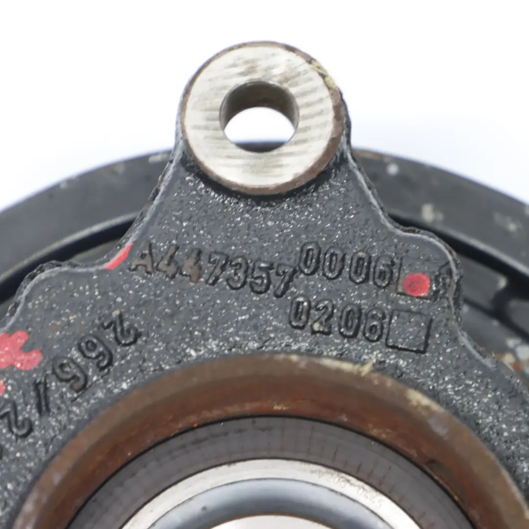 Piasta Łożysko Koła Lewe Tylne do Mercedes W177 W247 o numerze A4473570006 Mercedes W177 W247 Piasta Łożysko Koła Lewe Tylne - SKU A4473570006 - Numer Części A4473570006