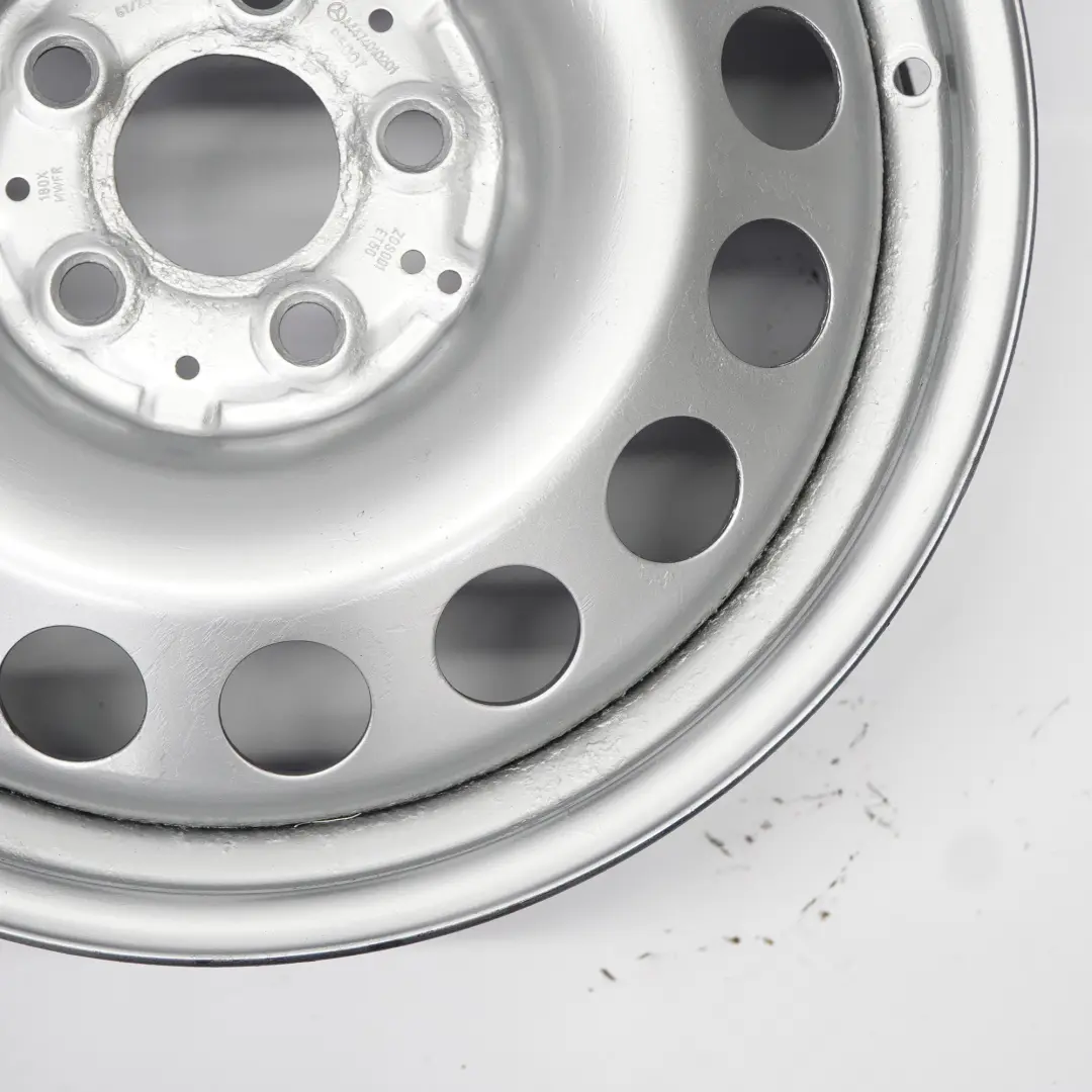 Argento Cerchio ruota in acciaio 17" 6.5J ET:50 per Mercedes Vito W447 con numero di parte A4474010201 Mercedes Vito W447 Argento Cerchio ruota in acciaio 17" 6.5J ET:50 - SKU A4474010201-1 - Numero di parte A4474010201