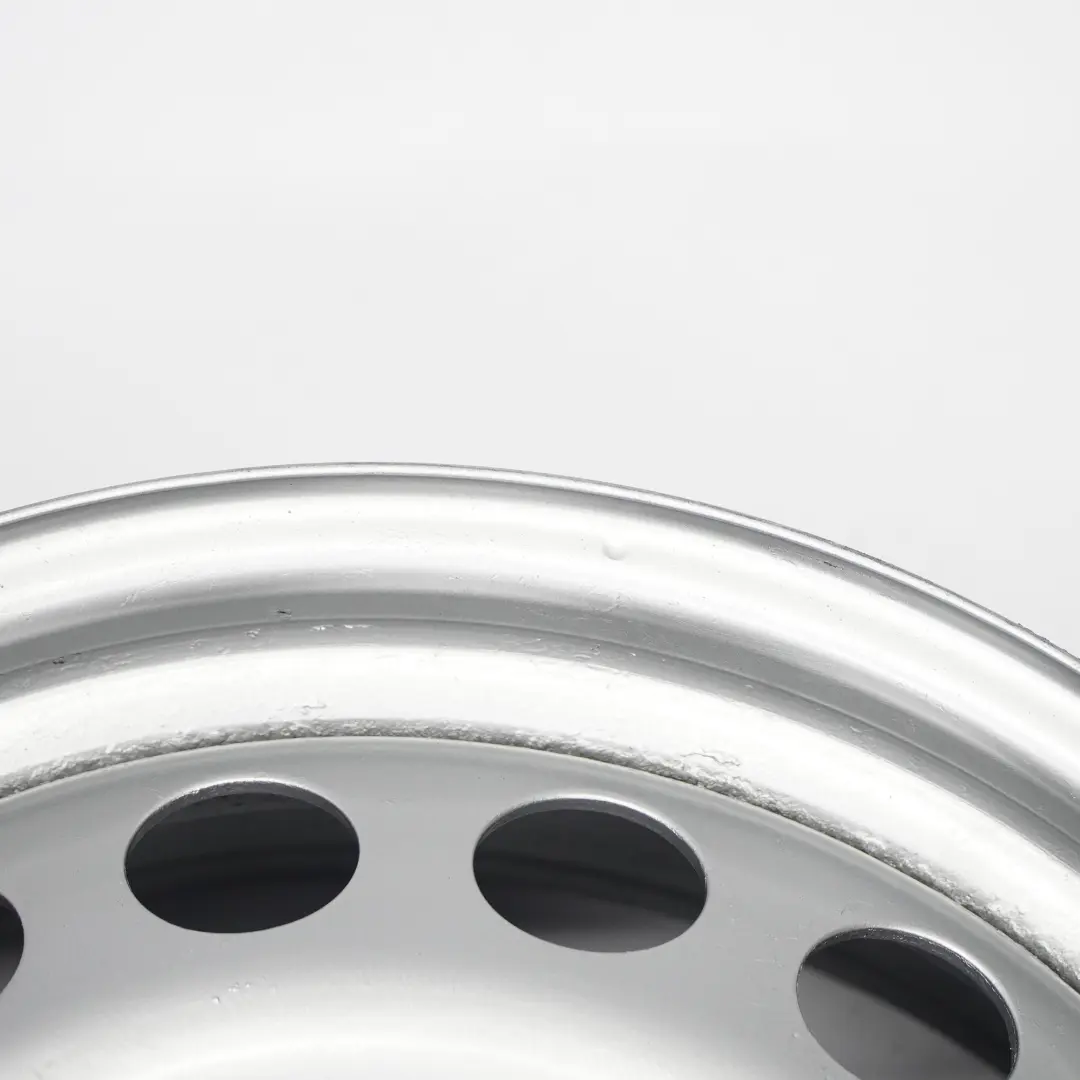 Llanta Mercedes Vito W447 Plata Acero 17" 6.5J ET:50 para con número de pieza A4474010201 Llanta Mercedes Vito W447 Plata Acero 17" 6.5J ET:50 - SKU A4474010201-1 - Número de pieza A4474010201