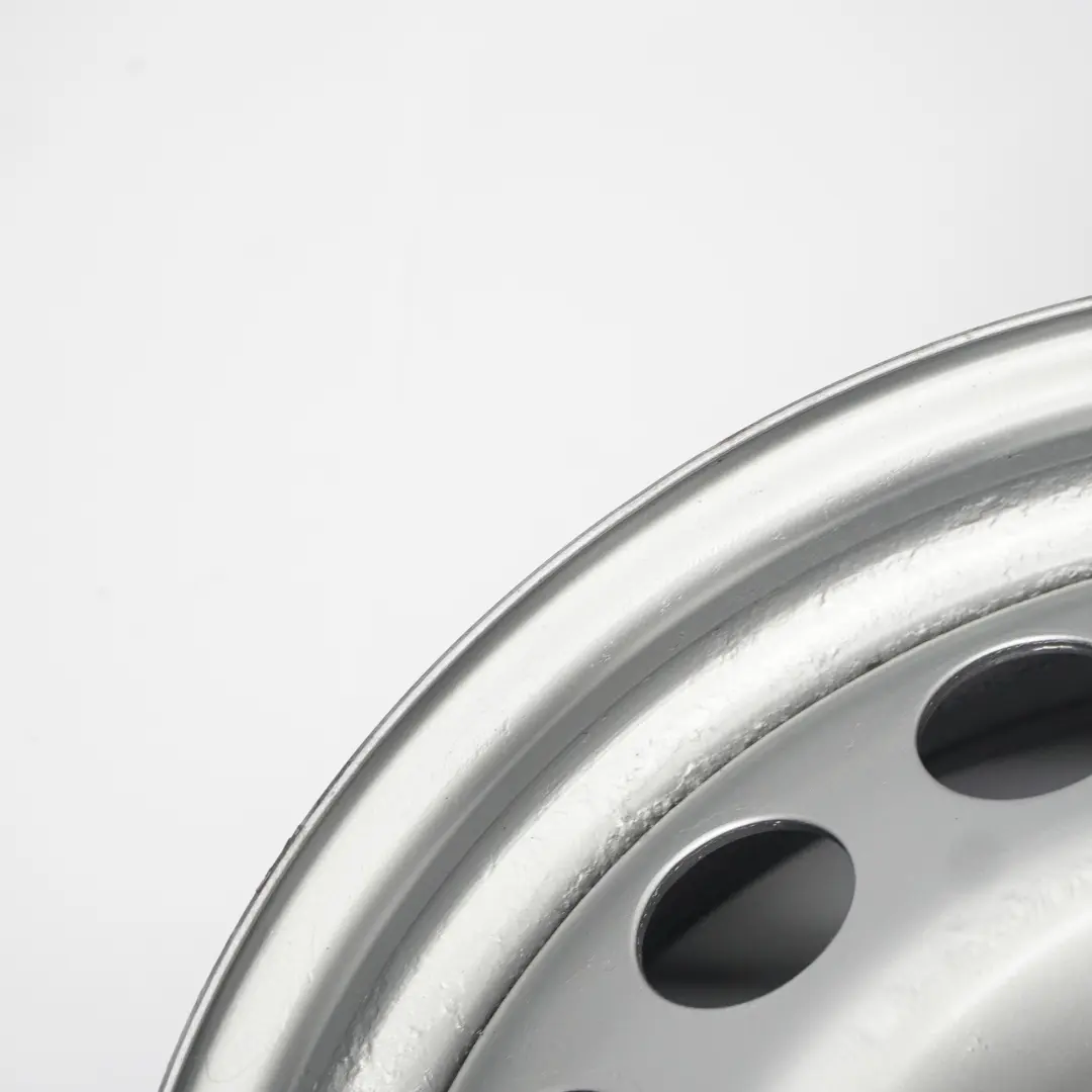 Silber Felge Stahl 17" 6.5J ET:50 für Mercedes Vito W447 mit Teilenummer A4474010201 Mercedes Vito W447 Silber Felge Stahl 17" 6.5J ET:50 - SKU A4474010201-1 - Teilenummer A4474010201