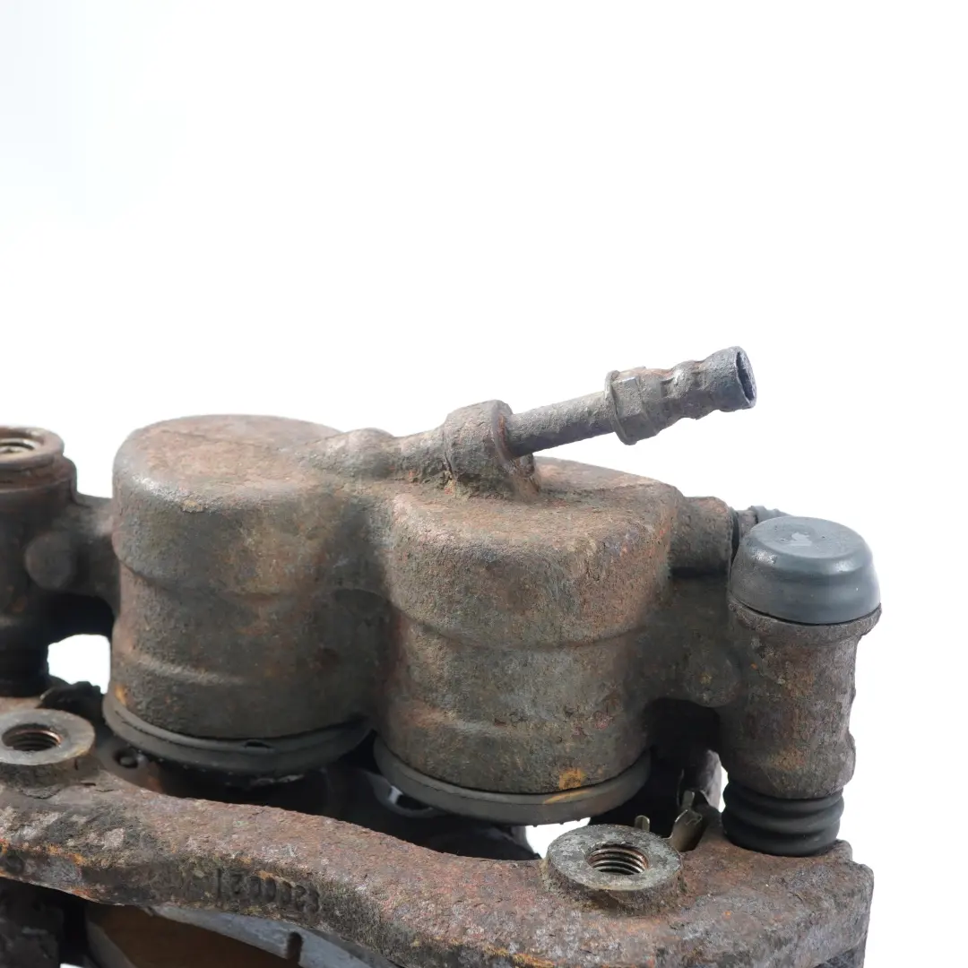 Bremssattel Vorne Links Brembo für Mercedes Vito W639 mit Teilenummer A4474207600 Mercedes Vito W639 Bremssattel Vorne Links Brembo - SKU A4474207600 - Teilenummer A4474207600